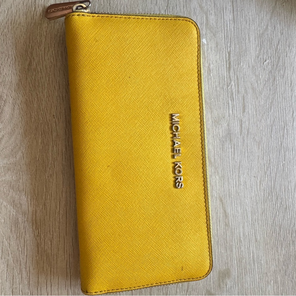 Michael Kors Mustard Yellow Zip Wallet